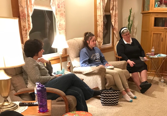 https://fscc-calledtobe.org/wp-content/uploads/2019/02/Novice-and-Sisters-at-West-Point-Vocation-Evening.jpg