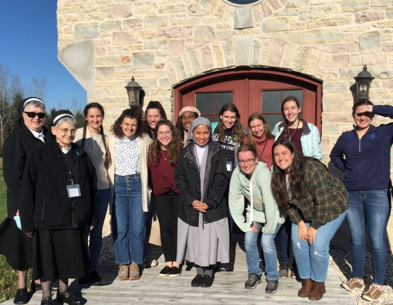 Franciscan-Sisters-St-Paul-DeChartres-Si