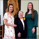 Sister-Ellen-and-niece-and-family