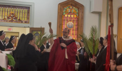 Blessing-of-Palms-Conventual-Friar-Michael-Lasky